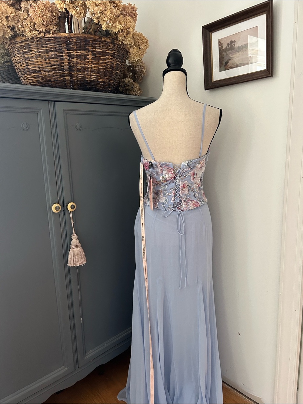 NWT Oh Polly Lysana Embellished Corset Fishtail Gown in Floral Blue - Picture 7 of 7